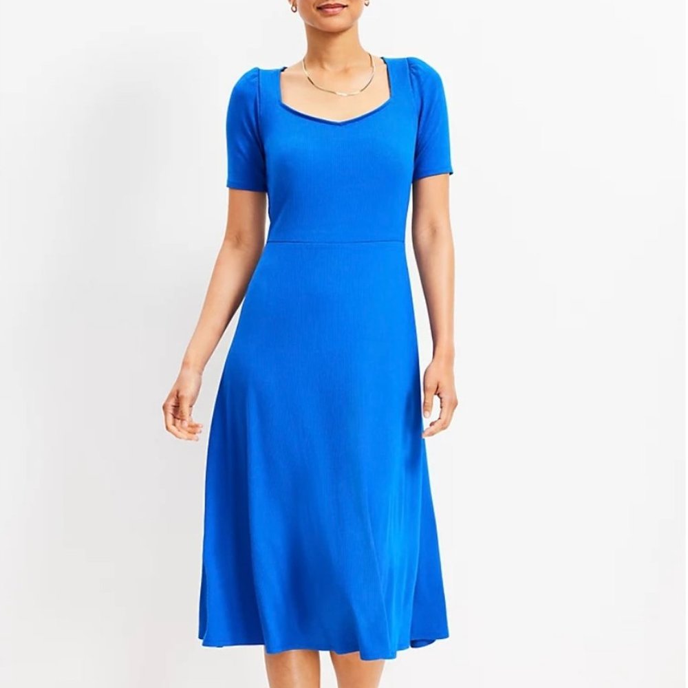 Squared V-Neck Flare Midi Dress in Soft Lapis